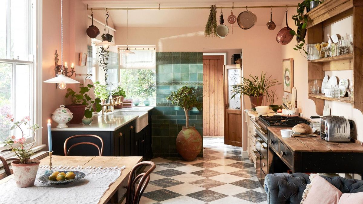 Small Kitchen Table Solutions