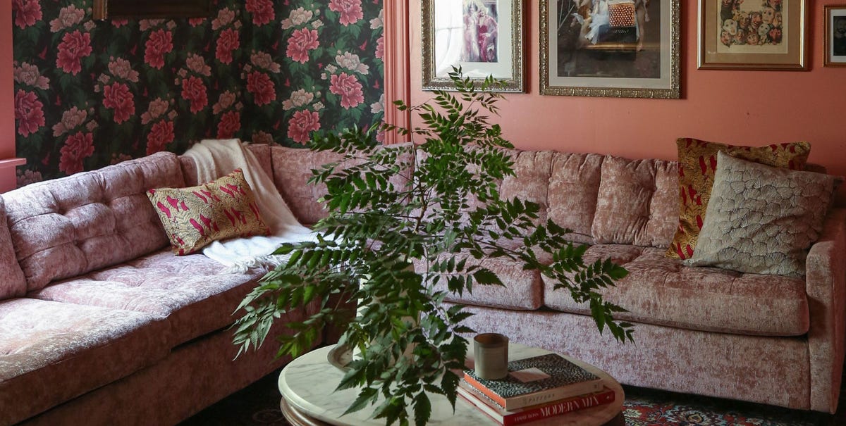 Nostalgiacore: Bringing the Past Back Home