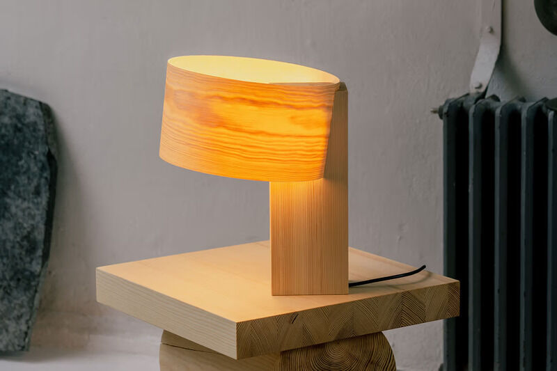 Illuminating Innovation: The Hoop Table Lamp Redefines Modern Lighting
