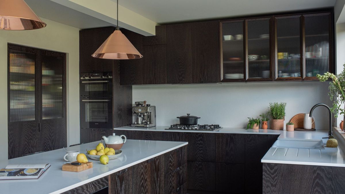 Dark Wood Kitchen Ideas: Embrace Richness and Warmth
