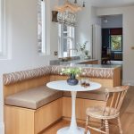 Small Kitchen Design: Avoiding Clutter and Maximizing Space