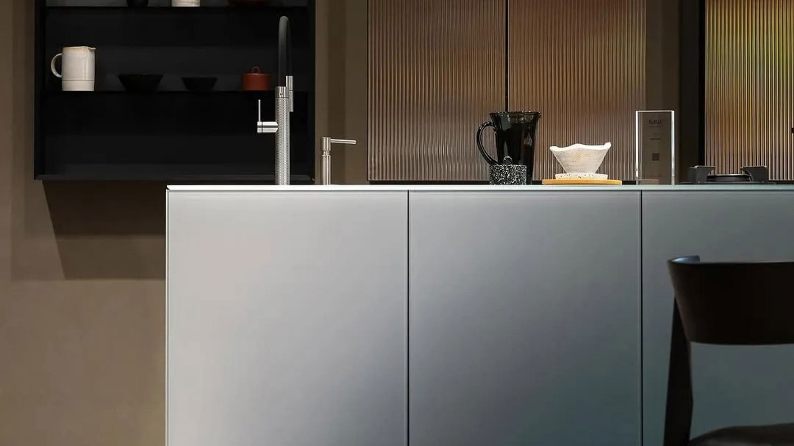 Ombré Kitchen Cabinets: A Subtle Statement