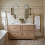 Love the scallop trend? This luxe bathroom was…