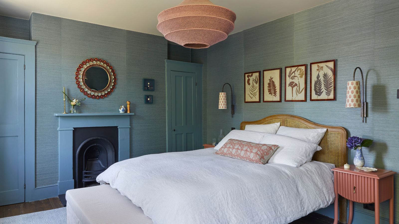 5 midimalist bedroom ideas | Homes and Gardens