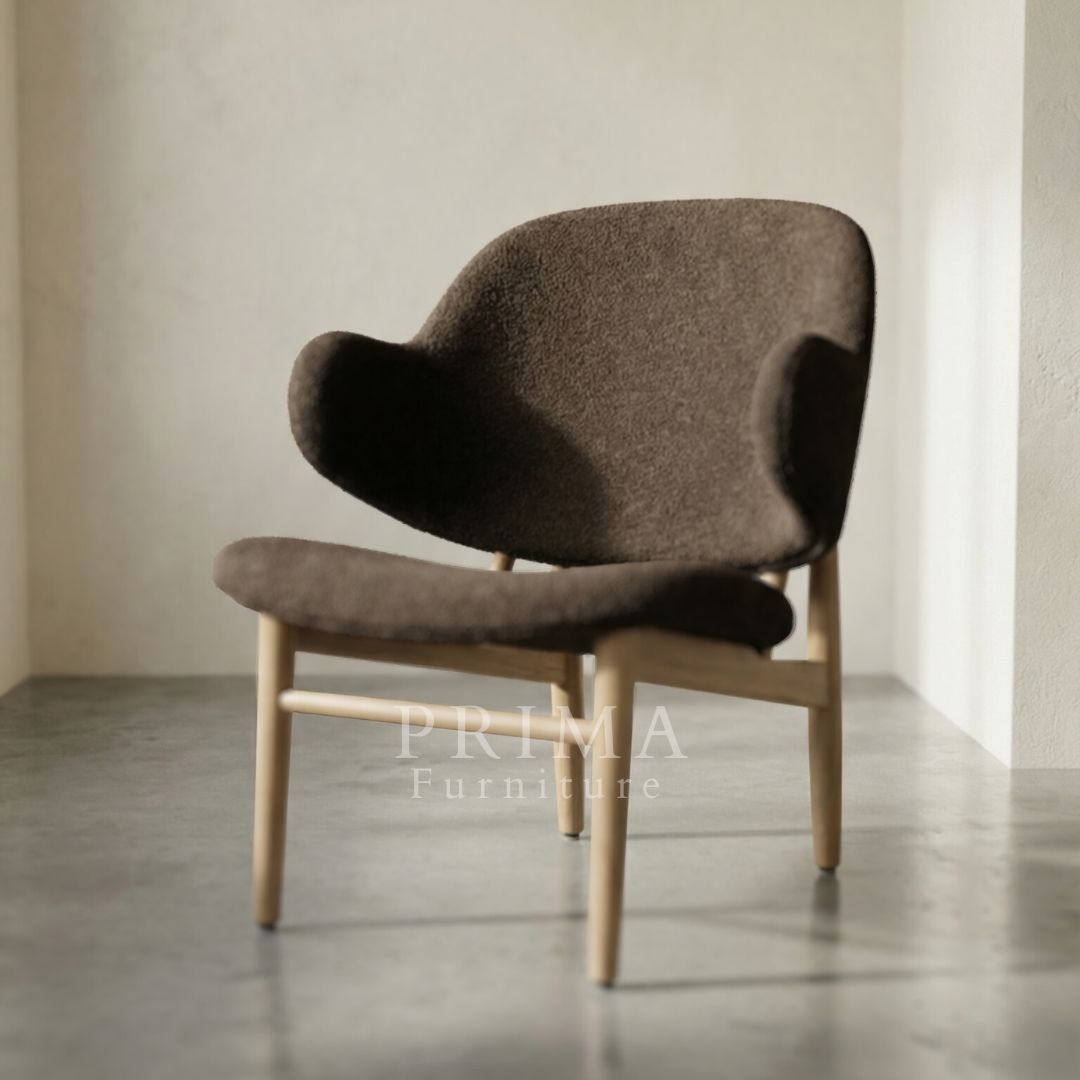 Andrew modern lounge chair